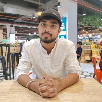 mandgevinay's profile picture. 