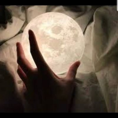 Saf_1395's profile picture. "و من يتمنى أن يراك مكسور القدم، أركض أمامه".