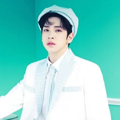 Parody / Cravity 's main dancer & a rapper / Former Jyp Trainee