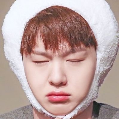 Melody🇵🇭 || OT7 || Mochi || BNS|| Saw BTOB live💙