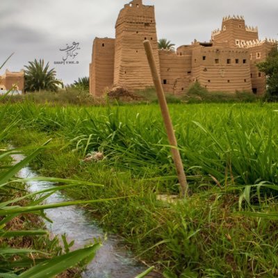 بداخلي زحمة حب للدين و الوطن والاسرة و الاصدقاء