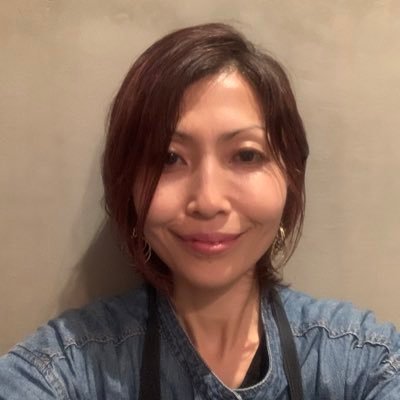 RAJUKUで世界中から来た生徒さん達に日本の美味しいハッピーになれるらーめんを鯉谷ご夫妻と教えてます❣️英語勉強中なので誰か教えてください🥹