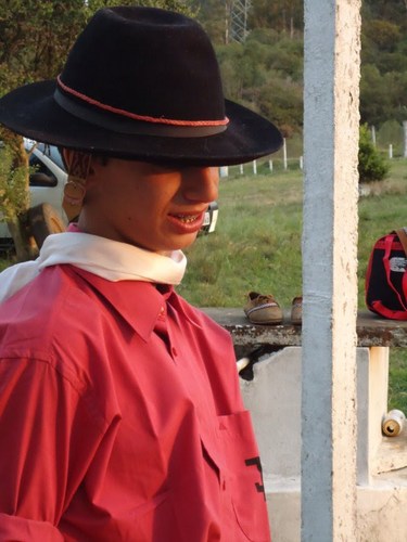 Gaúcho, estudante, leonino e Um calaveira na lida da Gineteada