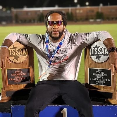 Head Boys T&F Coach State Champs '15,'18, '19 & '23 / Girls State Champs '22 
#SpeedCrew 

Defensive Coordinator  🏈 '23 STATE CHAMPS