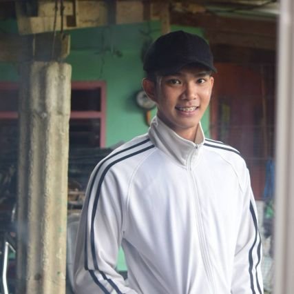 javylokeez's profile picture. 