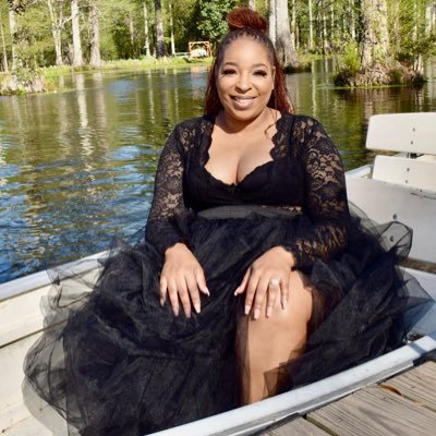 MsStinkadoodle's profile picture. ♈️🏳️‍🌈🌈