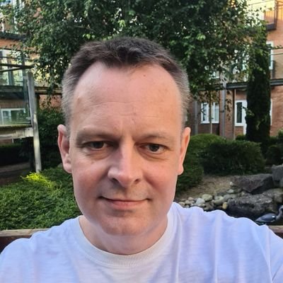 Consultant Psychiatrist, writing a book 'Compassion At The Heart of Health care'; survived 3 ICU stays, delirium & PTSD. 🏳️🌈