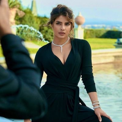 Priyanka Chopra FC