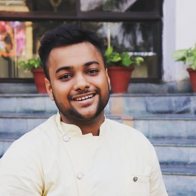 •••••• Delhite || Software Engineer || Guitarist || Bagpiper || Chef || Photographer || food blogger