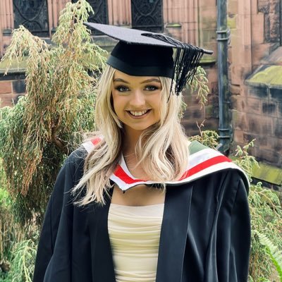 English teacher based on The Wirral 📚