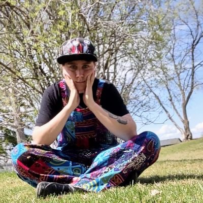 bxyjubilee's profile picture. non-binary writer, parent, pagan, and lover of the oxford comma. | autistic. white. adhd. chronically anxious wreck. | 
they/he