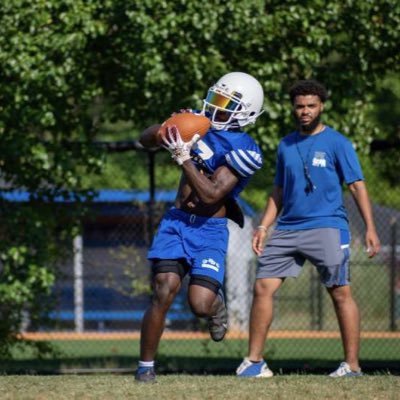 | Fort Dorchester High School | C/o‘23 | 5’ 7 155 | 4.0 GPA | WR🏈 | PG🏀 | ❤️⬆️Height |