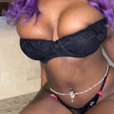 Do you like big titties ?🍈🍈 become a subscriber to my OF for exclusive perks 💕😌 https://t.co/TdPmrNrDUv