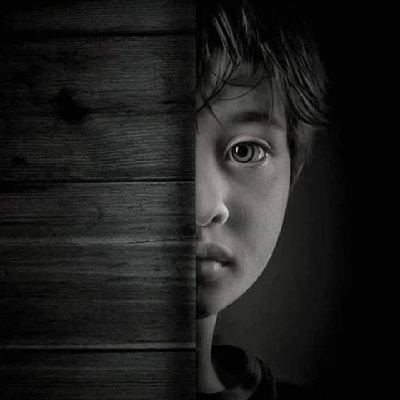 Mohamed63917690's profile picture. إني لافتح عيني حين أفتحها على كثير لكن لا أرى أحدا