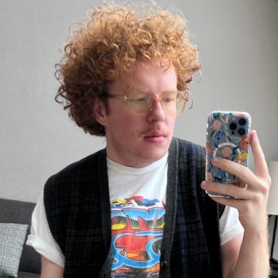 curiouschair's profile picture. creator @patreon