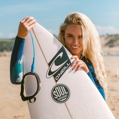 Model & Free Surfer from Cornwall, Love Island 2019🏝️ Enquiries through website below.