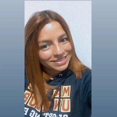 Comunicadora Social y Periodista
Alegre, soñadora y mamá ❣️