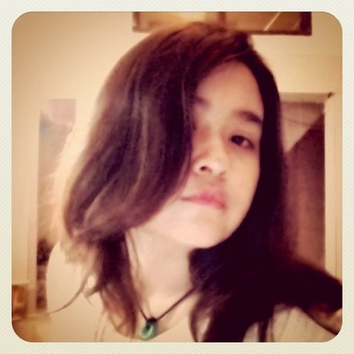 I'm a girl who wanna make my life is colourful and impressive for everyone.and instagram addicted