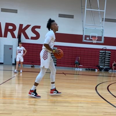 MaxamusSimms's profile picture. Athlete 
College basketball player