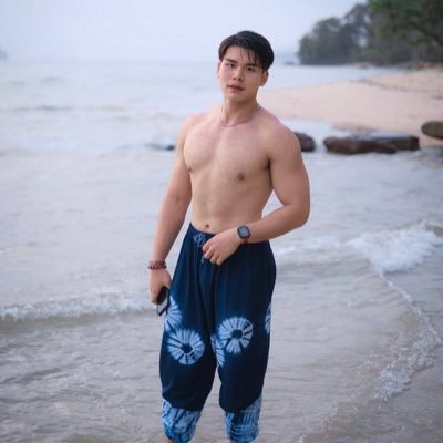 ทวิตจริงค้าบฝากติดตามหน่อยน้าค้าบ IG poom_poomm Facebook jetsada wangkaew TikTok poom_25461
