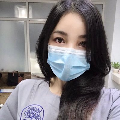 👩🏻‍🏫มหาวิทยาลัยธนบุรี กรุงเทพมหานคร 👩🏻‍💻นักออกแบบเสื้อผ้า/服装设计师 🧐语言  中/泰   ภาษาไทย/ภาษาจีน