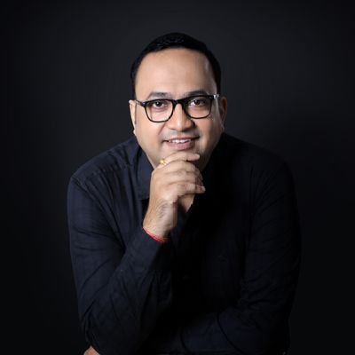 Building https://t.co/g76AQzemnu | Career Coach | #DigitalMarketing #SEO #Notion Trainer & Consultant
