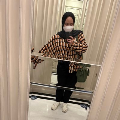 deviantiara's profile picture. inactive