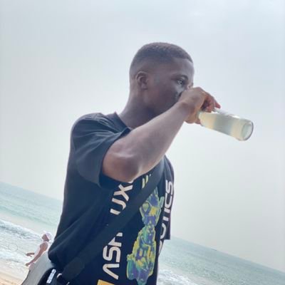 DavidTolani3's profile picture. Fun to be with!🧡