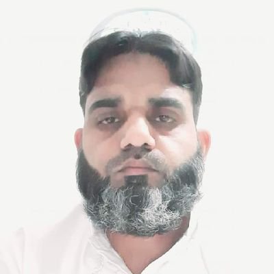 I am a medical lab technologist. Proud pakistani, insafian
