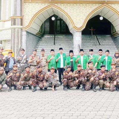 ☘️ Kyai Kita☘️
Pesan KH. Moh. Syaifulloh Islami
⚠️ _Ajining Rogo Songko Busono, Ajining Ati Songko Ngaj