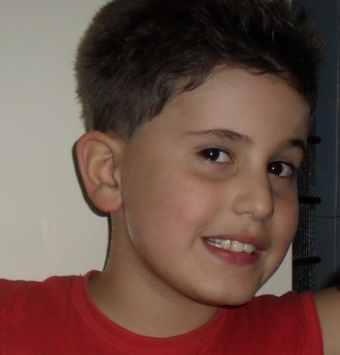 eu sou bem assim quieto meus amigos fala que eu pareço uma estatua eles fala que eu sou legal mais eu sou muito quieto é bom pq eu não apronto kk