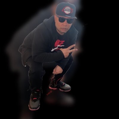 eminemies's profile picture. I’ve seen it all and been through it all Yo, im trying to stay out the way & continue to get paid until my body decays💯