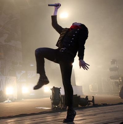 myricketyhandz's profile picture. wembley I & II
saw mcr around swarm europe 
elder emo / 36