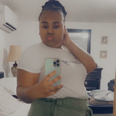EESH. 26. Mother of 4️⃣ Chunky 🍑. |MUSIC Lover 🎵| ❤