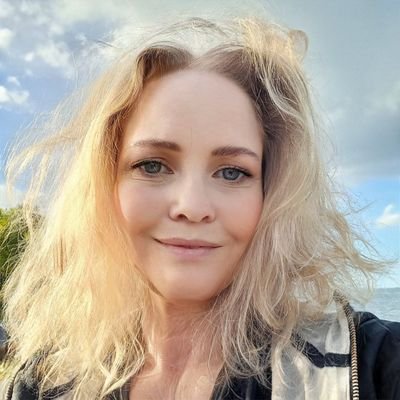 anniraven's profile picture. Krigare! 🏹 Upprättelse för vårt EGET folk 🇸🇪 NEJ VAXXPASS! Ej politiskt engagerad, finns ingen trovärdighet hos något parti! THE GREAT AWAKENING
🙏💫💗