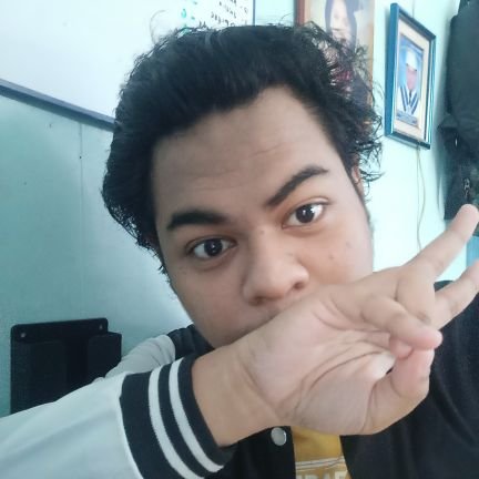 20 years old 🙃 || 2nd year BSCpE 👨💻 || Future Engineer