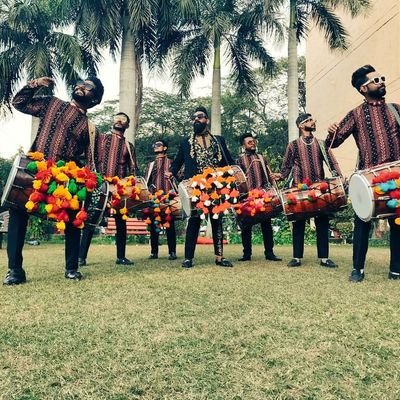 PlayDhol's profile picture. i am sanjay Dhol play wedding contact number 9953058417