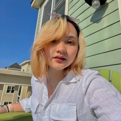 fatinpoppy's profile picture. 𝘮𝘺 𝘣𝘳𝘢𝘪𝘯 𝘩𝘢𝘴 𝘵𝘰𝘰 𝘮𝘢𝘯𝘺 𝘵𝘢𝘣𝘴 𝘰𝘱𝘦𝘯.