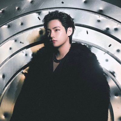 Mrs_V95's profile picture. OT7, V Bias, Married to Taehyung, Mom of Yeontan