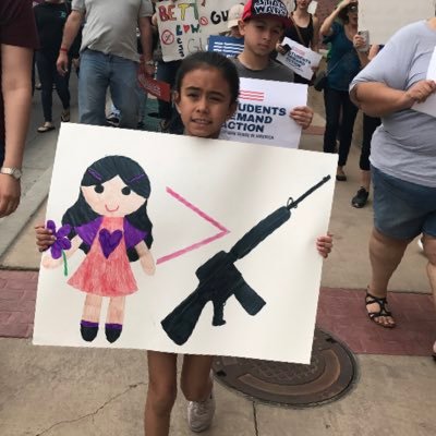 robbylyn4's profile picture. working mom and wife trying to raise 3 kids