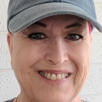 tonnabonnona's profile picture. Molan Labe 
#God #Country #Family.  #Christian #ProLife! #AmericaFirst  

Followed by 
General Flynn 🇺🇸

No Dates. Only #MAGA spoken here.