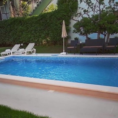 ♥️Vila sa bazenom u centru grada♥️ 🇷🇸HercegNovi🇲🇪 Booking: +381641287087
