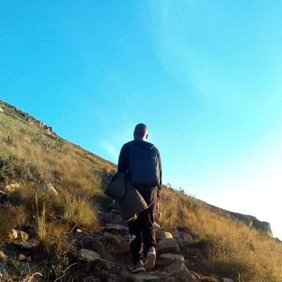 YandaLande's profile picture. To hike Mount Everest.