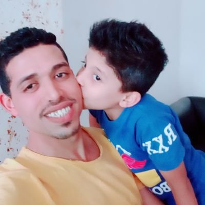ولا بد لطالب العلم أن يتحلى بالأدب ..وان لم يكن مؤدبا فليطلب الأدب قبل طلبه العلم 👌