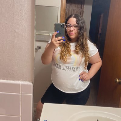 lexajyo's profile picture. mama to zara, black, proud of both // we have nothing to lose but our chains // the marathon continues
