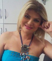 Make-up Artist, Access Bars ve Beden Prosesleri Eğitmeni, Facelift Uygulayıcısı, Nefes Koçu,Gençlik Elçisi, CFMW