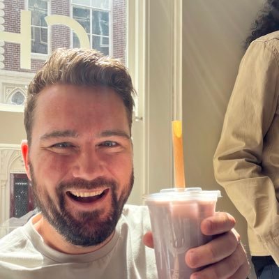 Rjaw's profile picture. het is wat