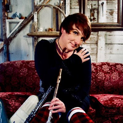Coach | Performer | Recording Artist
✬ Inspiration for Creatives ✬
https://t.co/zLk75lMSVj