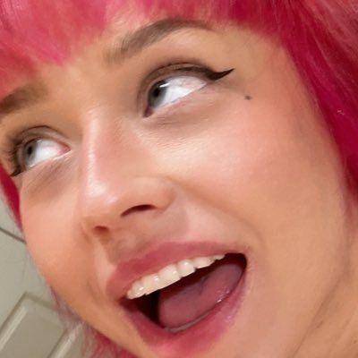 @sabrinanichol spicier??? Account???? SFW @onelastaco
