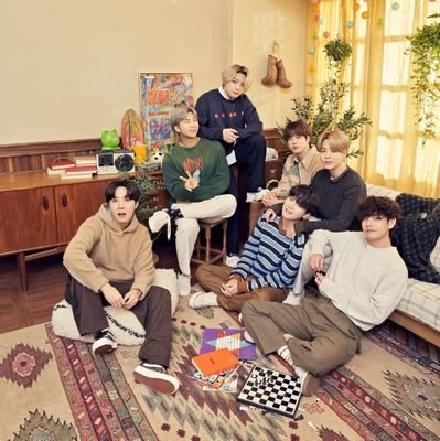 ellababes91's profile picture. Born in 1991. Loves to read BTS aus or fics or AO3s.
Ships:Taekook,Yoonmin,Namjin